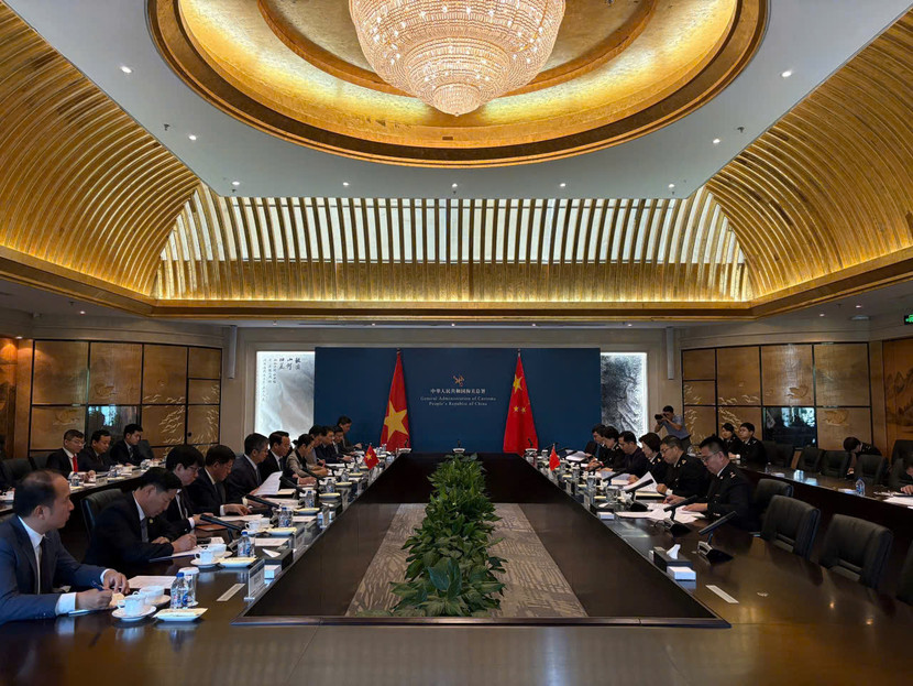 Bộ trưởng Bộ Nông nghiệp và Môi trường Việt Nam hội đàm với Tổng cục Hải quan Trung Quốc tháo gỡ khó khăn cho sầu riêng vào ngày 28/5 (ảnh ICD)