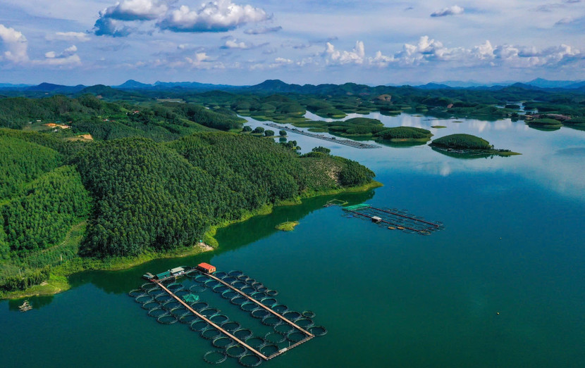 Việc nổ mìn khai thác mỏ đá Hoa tại Yên Bái chỉ cách hồ Thác Bà 200m