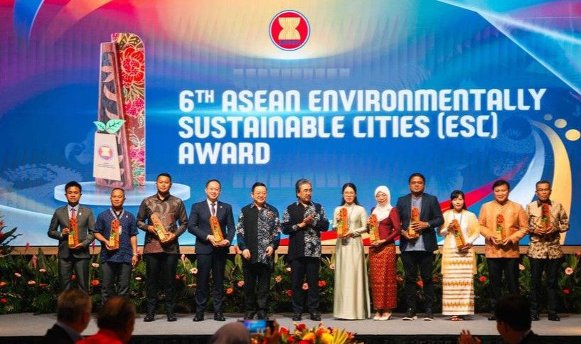 Thành phố Hoa Lư, tỉnh Ninh Bình được vinh danh tại Lễ trao giải ESC lần thứ 6 Thành phố Hoa Lư, tỉnh Ninh Bình được vinh danh tại Lễ trao giải ESC lần thứ 6