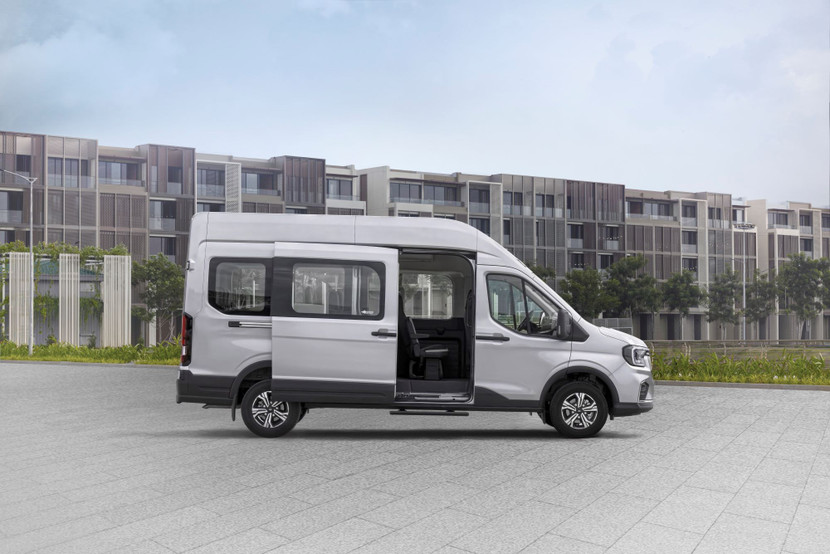 Bản Ford Transit hoàn toàn mới 16 chỗ ngồi Bản Ford Transit hoàn toàn mới 16 chỗ ngồi