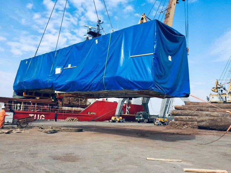 Dự kiến, sẽ mất khoảng 3 tháng để vận chuyển và lắp ráp robot Dự kiến, sẽ mất khoảng 3 tháng để vận chuyển và lắp ráp robot