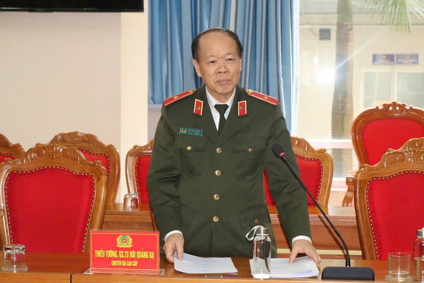 GS.TS.Thiếu tướng Bùi Quảng Bạ - Nguyên Phó Tổng cục trưởng Tổng cục An ninh, Viện trưởng Viện Chiến lược và Khoa học Bộ Công an GS.TS.Thiếu tướng Bùi Quảng Bạ - Nguyên Phó Tổng cục trưởng Tổng cục An ninh, Viện trưởng Viện Chiến lược và Khoa học Bộ Công an