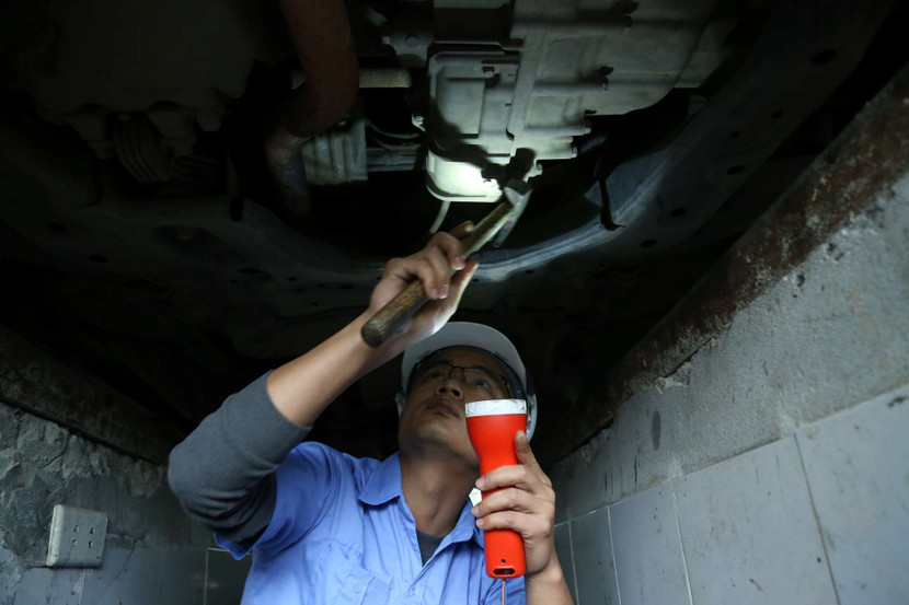 Hà Nội hiện còn 19 trung tâm đăng kiểm đang hoạt động bình thường Hà Nội hiện còn 19 trung tâm đăng kiểm đang hoạt động bình thường