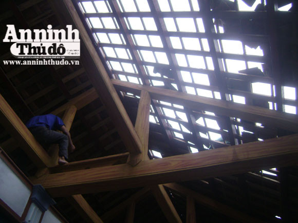 Lốc xoáy làm tốc hàng chục nhà dân ảnh 5 Lốc xoáy làm tốc hàng chục nhà dân ảnh 5