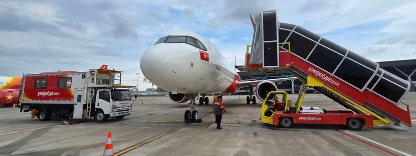 Vietjet cho hay, do Vietjet bắt đầu tiếp nhận toàn bộ việc phục vụ mặt đất từ 20/4/2025
