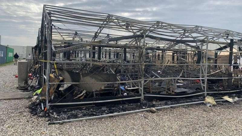 Dãy phòng ăn bị tên lửa phá hủy