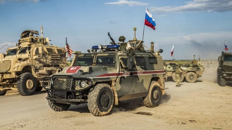 Lực lượng Mỹ và Nga ở Đông Syria