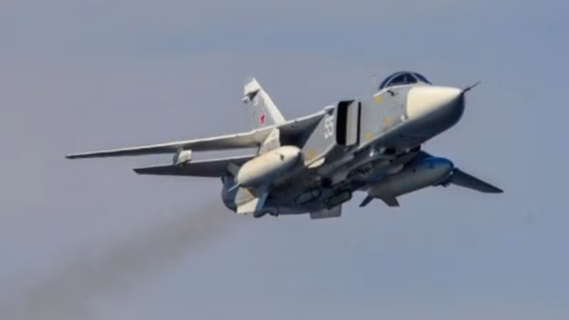 Máy bay ném bom tiền tuyến Su-24 của Nga tham gia diệt khủng bố ở Syria