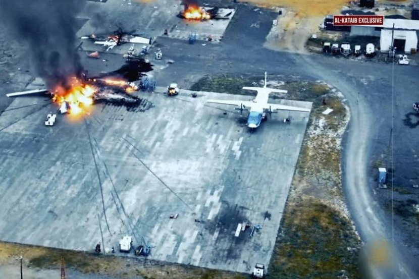 Theo các dữ liệu được truyền thông đăng tải, ít nhất ba máy bay quân sự đã bị phá hủy hoàn toàn, một chiếc bị hư hỏng nặng. Ngoài ra, một số lượng lớn xe tải quân sự, xe bán tải, một nhà kho chứa vũ khí cũng bị phá hủy, cơ sở hạ tầng của căn cứ không quân bị ảnh hưởng nghiêm trọng.