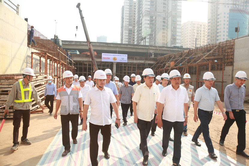 Dự án hầm chui Lê Văn Lương- Vành đai 3 được Chủ tịch UBND TP "chốt" tiến độ thông xe vào 10/10/2022