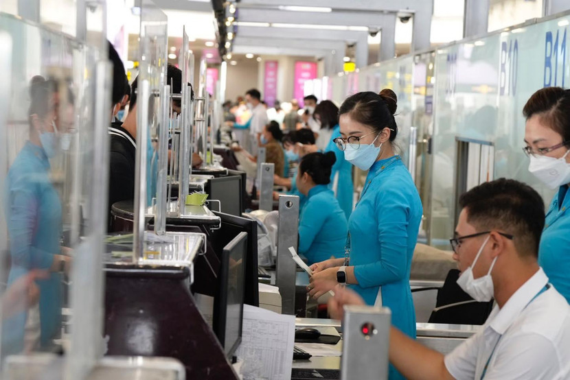 Làm thủ tục check-in trực tuyến nhanh và thuận tiện hơn cho hành khách Làm thủ tục check-in trực tuyến nhanh và thuận tiện hơn cho hành khách