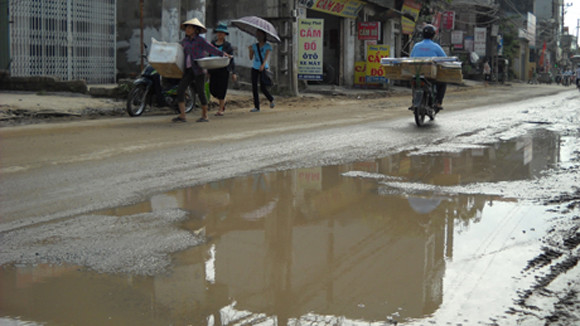 Mong con đường nhanh được sửa lại ảnh 1