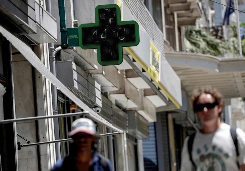 Nhiều nơi ở Bắc bán cầu đang phải hứng chịu đợt nắng nóng gay gắt hiếm thấy ngay trong những ngày đầu mùa hè 2025