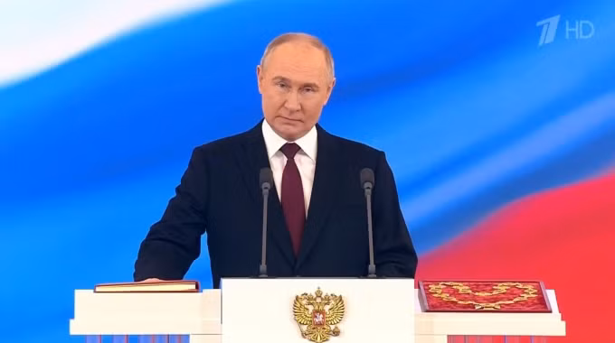 Ông Putin tuyên thệ nhậm chức