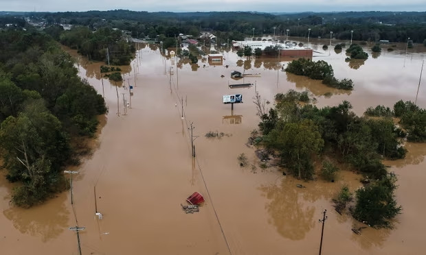 Theo hãng thông tấn AP, siêu bão Helene đã gây ra trận lũ lụt tồi tệ nhất trong 1 thế kỷ ở Bắc Carolina