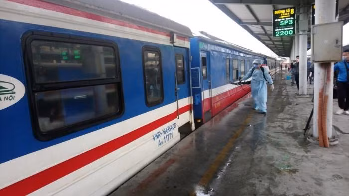 Nhiều địa phương muốn thuê tàu để đưa công dân rời TP.HCM và các tỉnh phía Nam