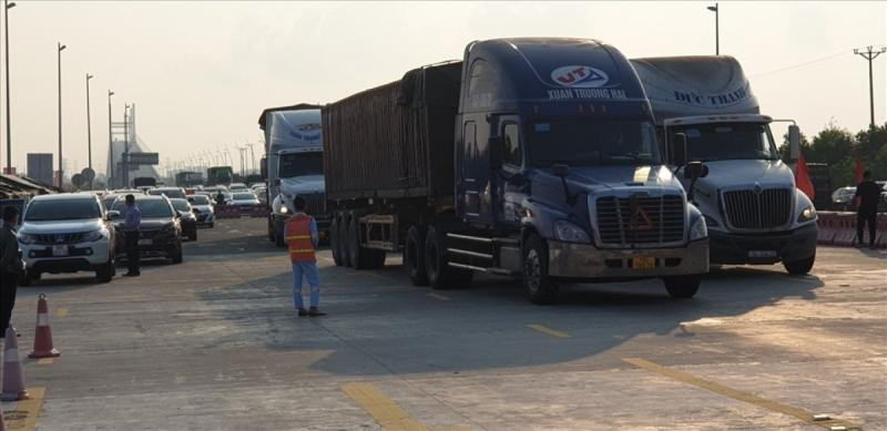 Bộ GTVT đề nghị địa phương ưu tiên xét nghiệm Covid-19 cho lái xe