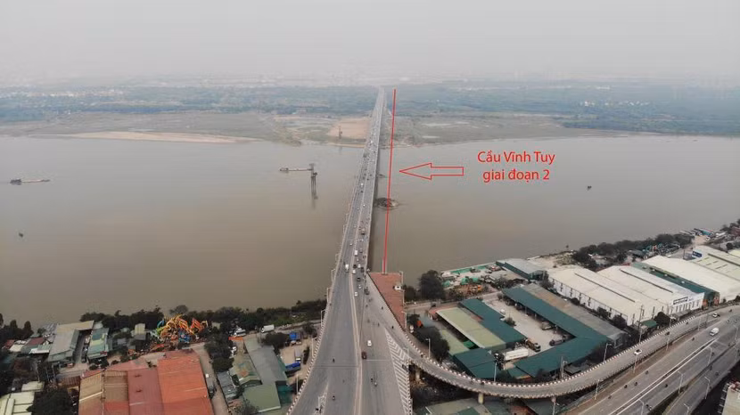 Từ ngày 1/3, đơn vị thi công sẽ tháo dỡ 2 nhịp cầu Vĩnh Tuy phía Hai Bà Trưng đồng thời đóng nhánh lên cầu từ đê Nguyễn Khoái