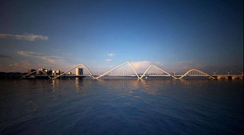 Cầu Trần Hưng Đạo là cây cầu được TP Hà Nội thông qua chủ trương xây dựng theo hình thức hợp đồng BT, đổi lại TP Hà Nội sẽ trả cho nhà đầu tư quỹ đất tại khu vực Gia Lâm và Đông Anh cũ