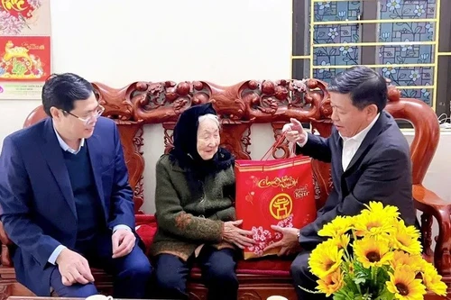 Hà Nội tặng hơn 1,1 triệu suất quà dịp Tết Bính Ngọ 2026