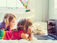 Những nguy hại không ngờ từ việc trẻ tiếp xúc với Internet quá sớm