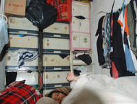 Kinh ngạc cảnh sống chật chội trong những ngôi nhà siêu nhỏ