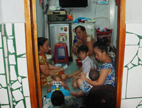 Kinh ngạc cảnh sống chật chội trong những ngôi nhà siêu nhỏ