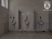 [Ảnh] Công viên Cầu Giấy: Hãi hùng vào nhà vệ sinh công cộng bẩn thỉu