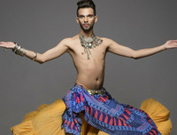 [ẢNH] Eshan Hilal: Từ chàng trai bị soi mói giới tính đến nam vũ công belly dance