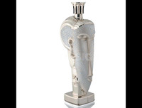 [ẢNH] Những chai nước lọc có thiết kế lạ mắt và mức giá cao không ngờ tới