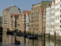 [ẢNH] Nhiều quốc gia đề xuất cấm ô tô chạy bằng xăng dầu