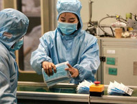 [ẢNH] Hàng loạt tập đoàn ô tô, công nghệ ‘lao vào’ sản xuất khẩu trang y tế