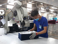 [ẢNH] Hàng loạt tập đoàn ô tô, công nghệ ‘lao vào’ sản xuất khẩu trang y tế