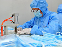 [ẢNH] Hàng loạt tập đoàn ô tô, công nghệ ‘lao vào’ sản xuất khẩu trang y tế