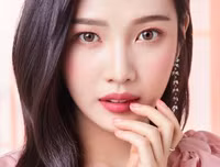 [ẢNH] Những xu hướng thời trang và làm đẹp sẽ 