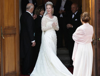 [ẢNH] Chiêm ngưỡng 12 mẫu váy cưới đẹp nhất trong lịch sử Hoàng gia các nước