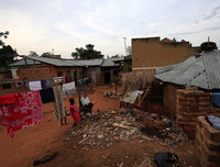 Mẹ đơn thân 39 tuổi chật vật nuôi 38 đứa con một mình vì chồng bỏ đi