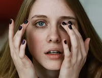 [ẢNH] Những thói quen xấu có thể gây hại cho mắt mà nhiều người mắc phải