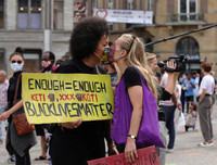 [ẢNH] Biểu tình phản đối phân biệt sắc tộc lan rộng ra nhiều quốc gia trên thế giới