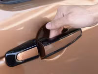 [ẢNH] Sử dụng điều hoà và vệ sinh ô tô đúng cách phòng chống lây nhiễm Covid-19