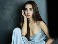 [ẢNH] Loạt MV ca nhạc không cần đầu tư tiền tỷ vẫn 