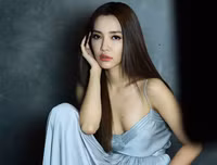 [ẢNH] Loạt MV ca nhạc không cần đầu tư tiền tỷ vẫn 