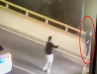 [ẢNH] Cha mẹ liệu đã hiểu được tâm lý tuổi vị thành niên của con?