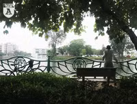[ẢNH] Người dân thực hiện cách ly toàn xã hội trong tâm lí tự tin chiến thắng Covid-19