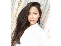 [ẢNH] Lạ mắt khi H'Hen Niê biến hóa với mái tóc dài