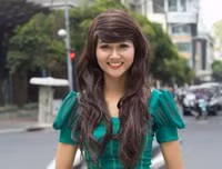 [ẢNH] Lạ mắt khi H'Hen Niê biến hóa với mái tóc dài