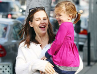 [ẢNH] Những đặc điểm của cha mẹ dễ di truyền cho con cái