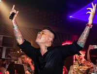 [ẢNH] Sự nghiệp ca hát đáng ngưỡng mộ của Tuấn Hưng trước khi giải nghệ