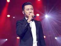 [ẢNH] Sự nghiệp ca hát đáng ngưỡng mộ của Tuấn Hưng trước khi giải nghệ