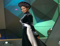 Những trang phục dân tộc Việt Nam từng chinh chến tại Miss Universe